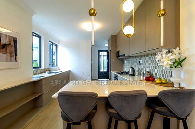 4bdrm Villa in Membly, Membley Estate for sale - Image 2