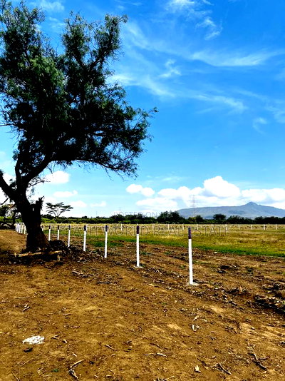 50 by 100 Plots, Good View of Mt Longonot, Cash - Image 1