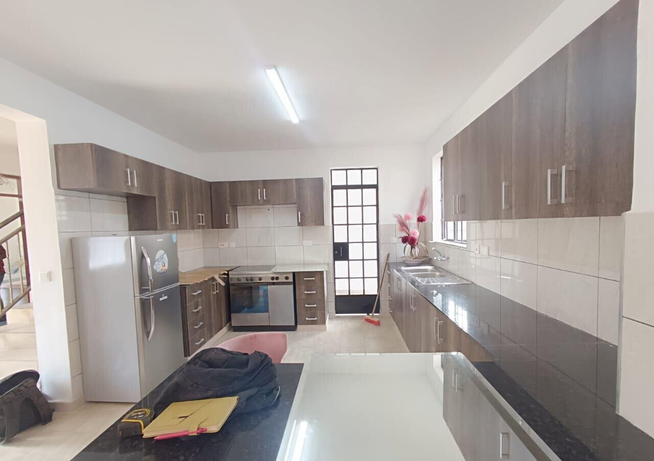 4BR Maisonette with DSQ & Borehole - Kingstone Valley, Ruiru