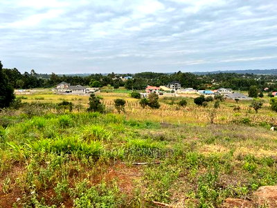 Prime 76ft by 100 Fts Residential Plot for Sale in Kamangu - Image 14