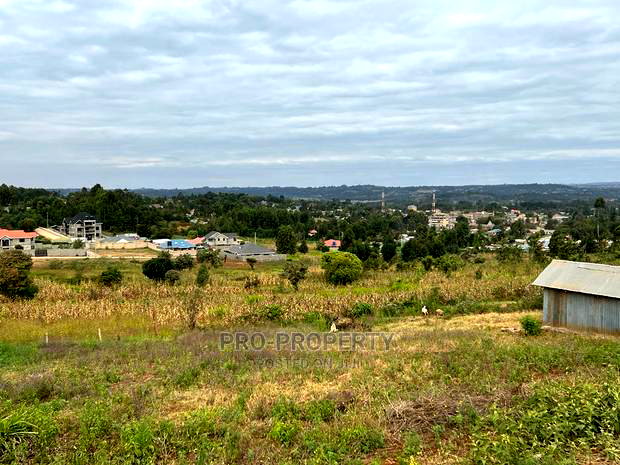 Prime 76ft by 100 Fts Residential Plot for Sale in Kamangu