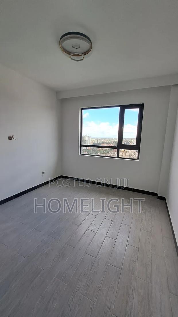 4bdrm Duplex in Valley Arcade for sale