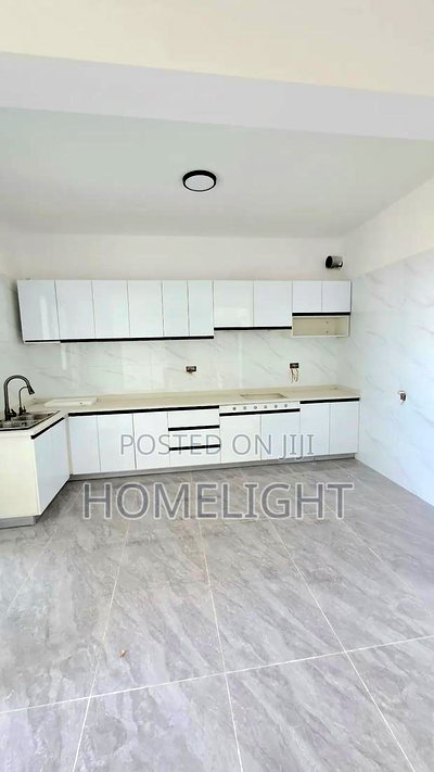 4bdrm Duplex in Valley Arcade for sale - Image 2