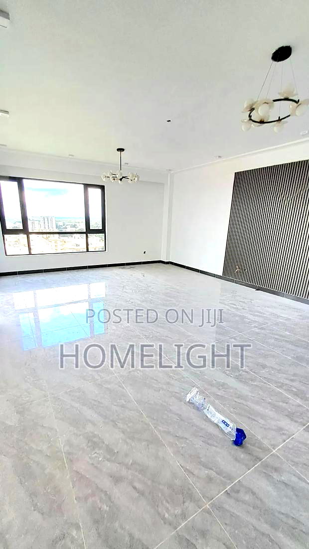 4bdrm Duplex in Valley Arcade for sale