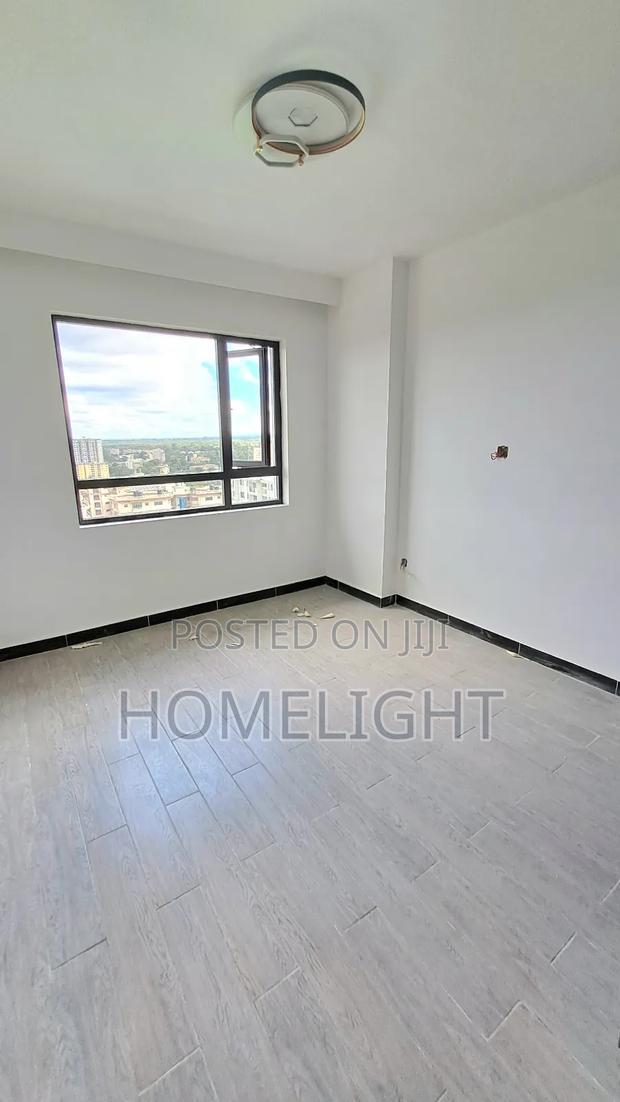 4bdrm Duplex in Valley Arcade for sale