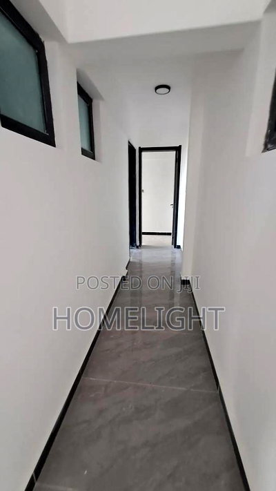 4bdrm Duplex in Valley Arcade for sale - Image 7