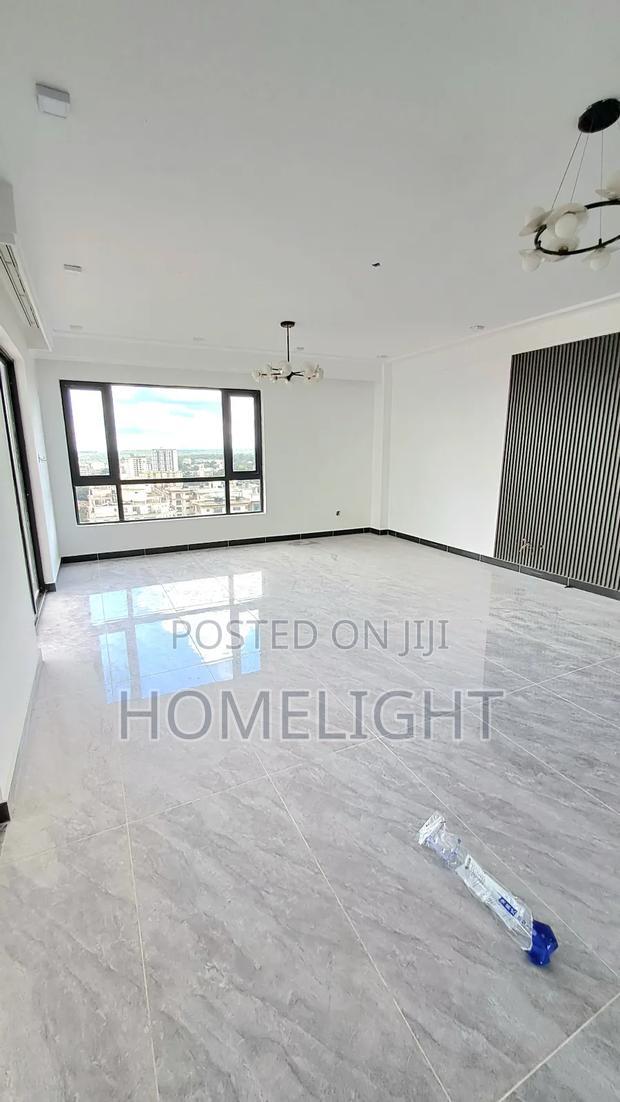 4bdrm Duplex in Valley Arcade for sale