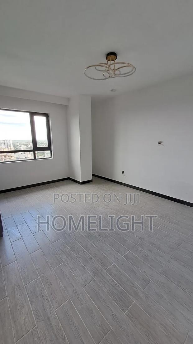 4bdrm Duplex in Valley Arcade for sale