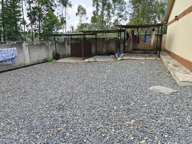 2bdrm Apartment in Umbwa Kali, Central Kamagambo for sale