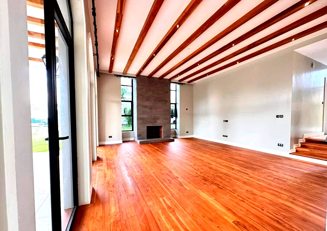 5-Ensuite Villa with DSQ & Rooftop Terrace - Loresho