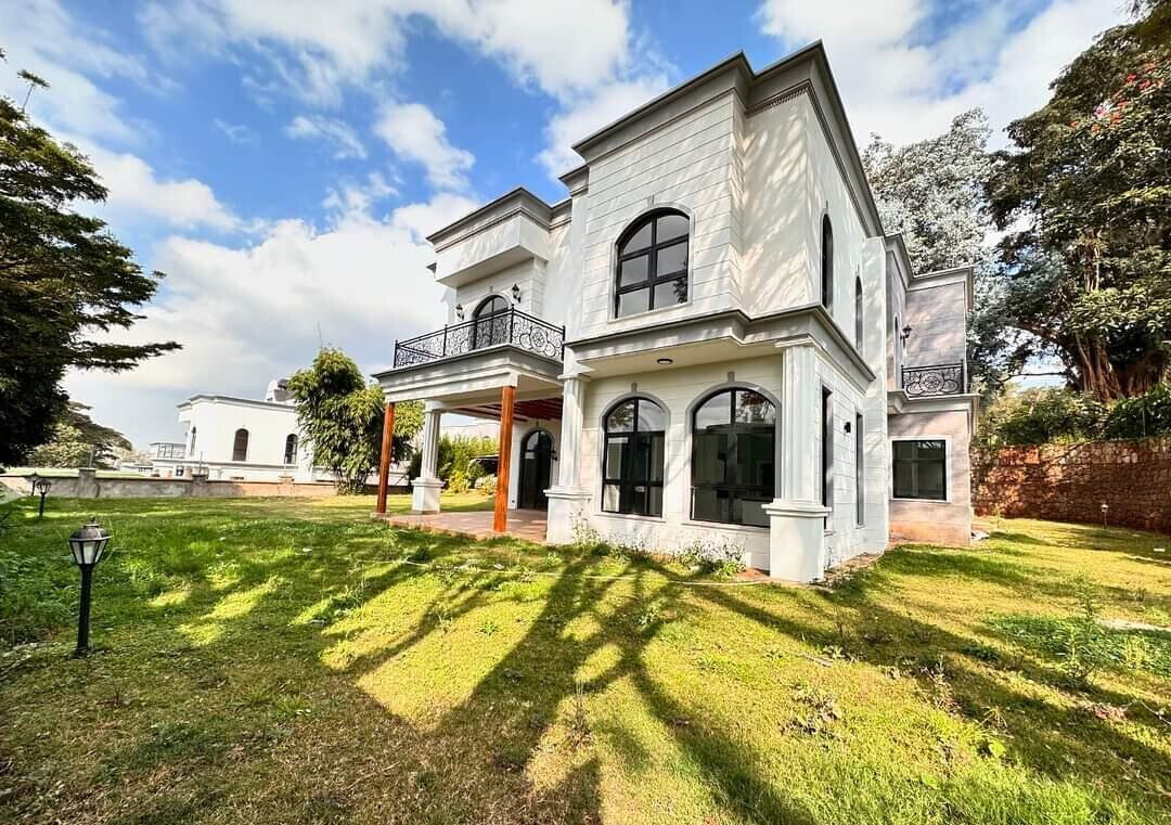 5-Ensuite Villa with DSQ & Rooftop Terrace - Loresho