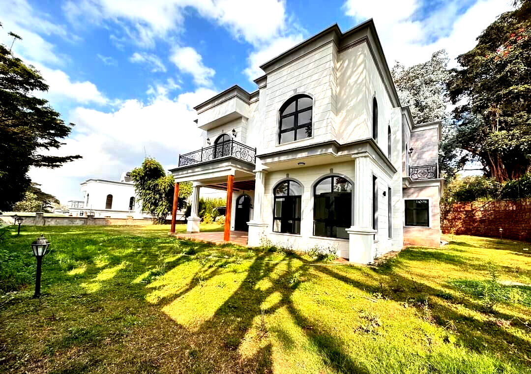 5-Ensuite Villa with DSQ & Rooftop Terrace - Loresho