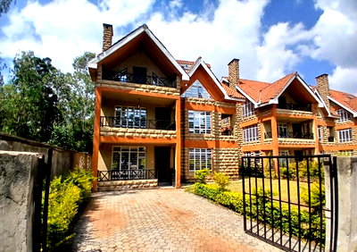 50x100 Plot 7BR House at KSh 250K