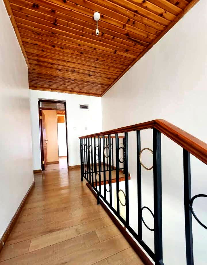 5BR All-Ensuite Villa with Pool Access - Oloolua Ngong