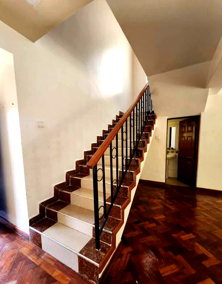 5BR All-Ensuite Villa with Pool Access - Oloolua Ngong