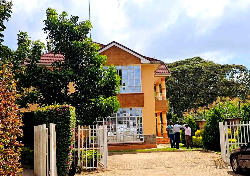 5-Bed All-Ensuite Townhouse with Private Gate - Rimpa, Rongai