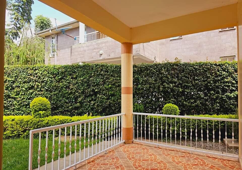 5-Bed All-Ensuite Townhouse with Private Gate - Rimpa, Rongai