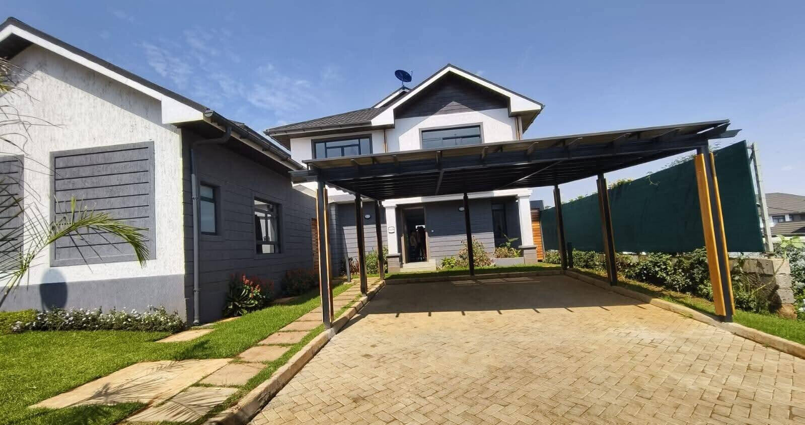 4BR Ensuite Townhouse with Pool & Clubhouse - Runda