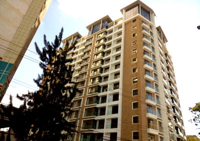 Silverstone 1BR with Rooftop Pool & Gym - Kilimani