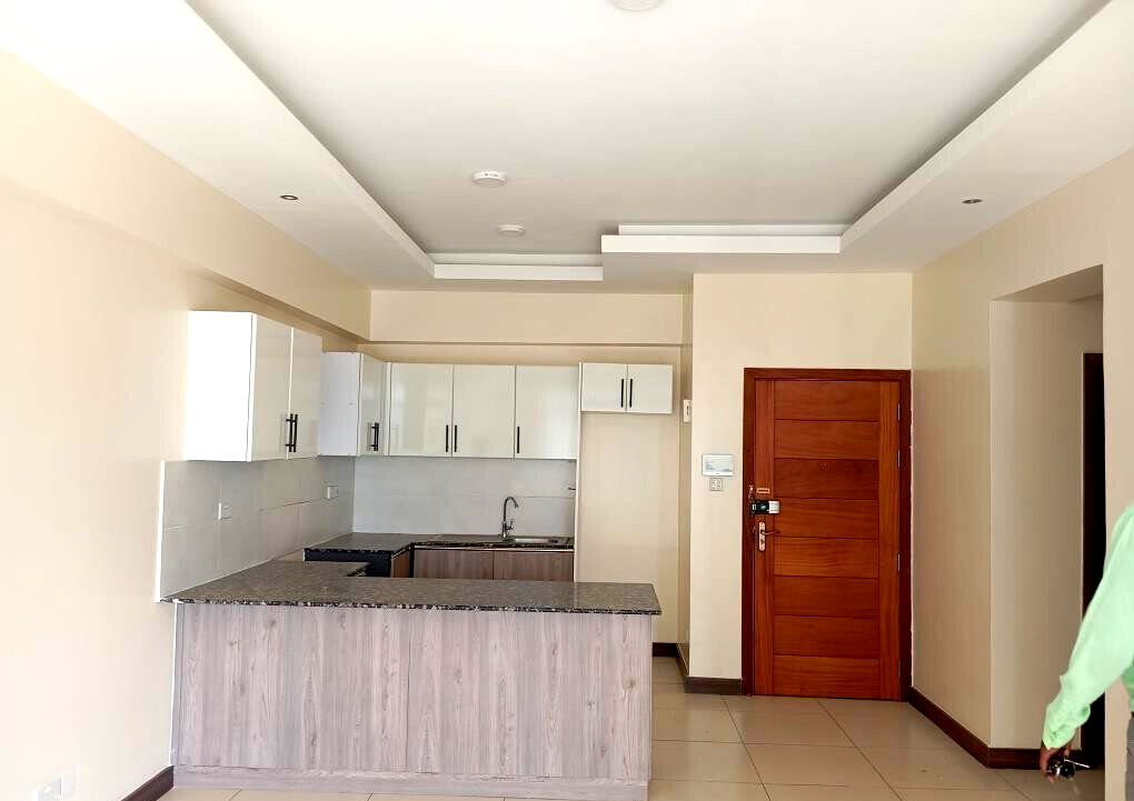 Silverstone 1BR with Rooftop Pool & Gym - Kilimani