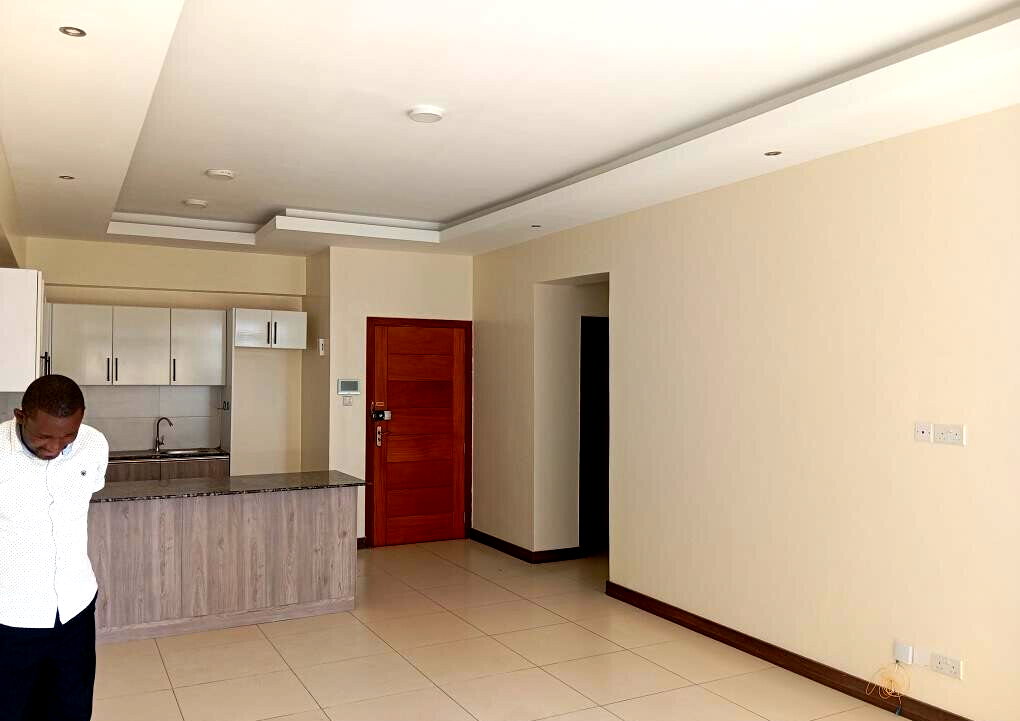 Silverstone 1BR with Rooftop Pool & Gym - Kilimani