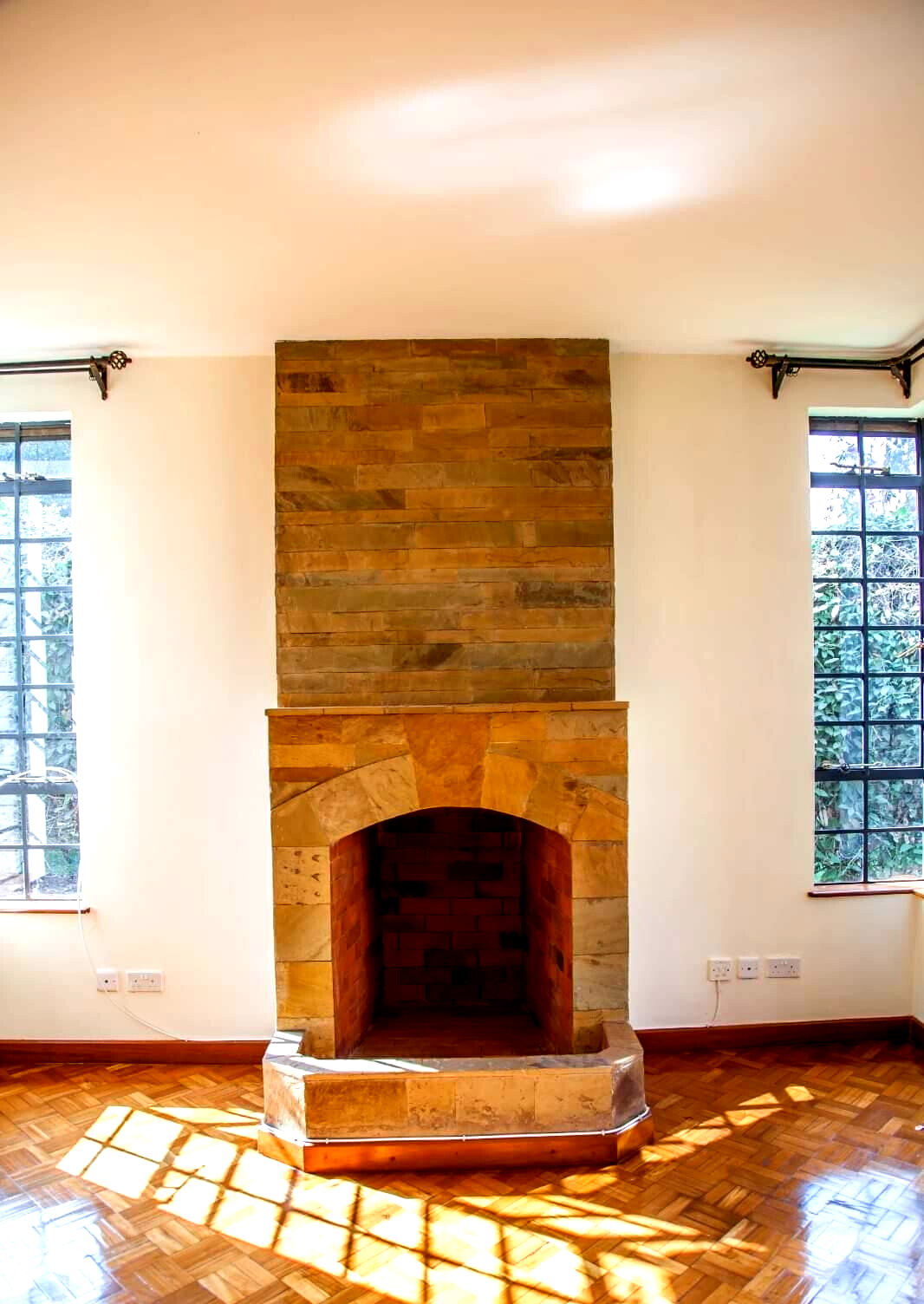 4-Ensuite Villa with Private Garden & Solar Backup - Lavington