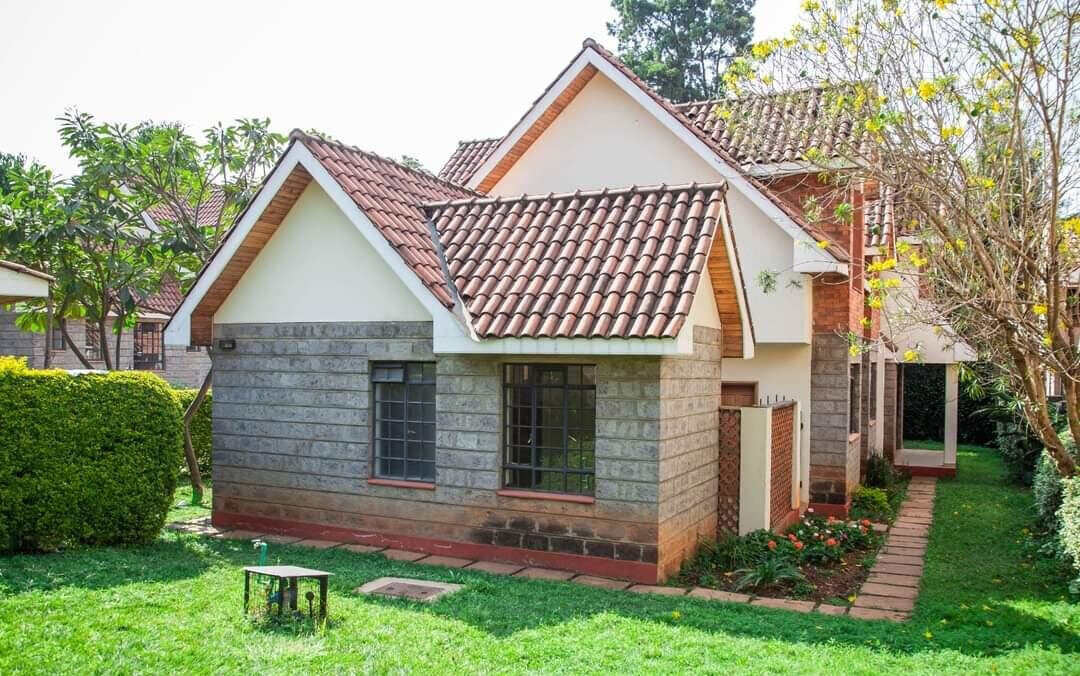 4-Ensuite Villa with Private Garden & Solar Backup - Lavington