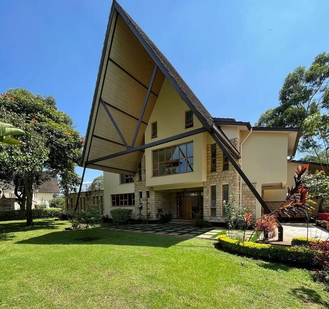 5-Ensuite Villa with Pool & Gym Access – Karen Langata