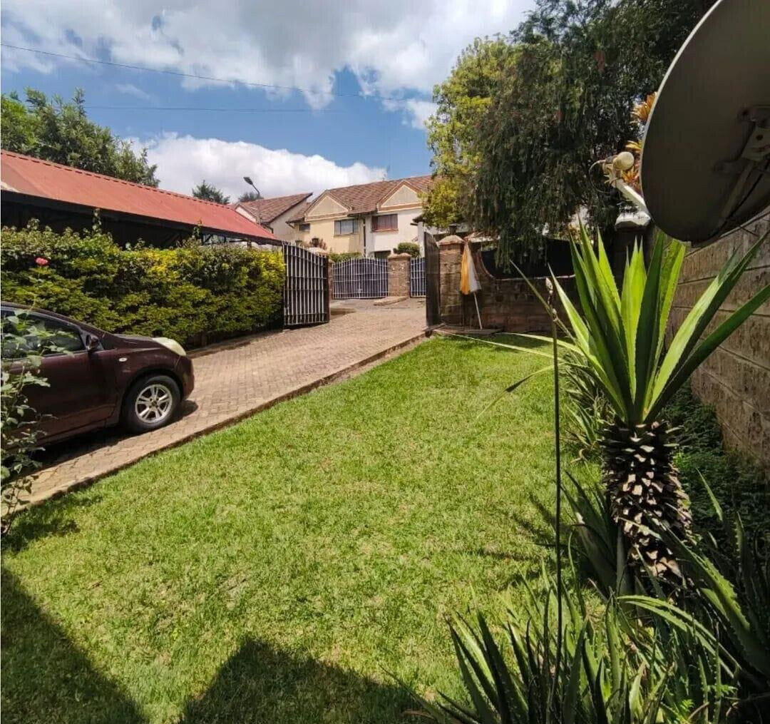 4BR Townhouse with Private Garden & DSQ - Kileleshwa