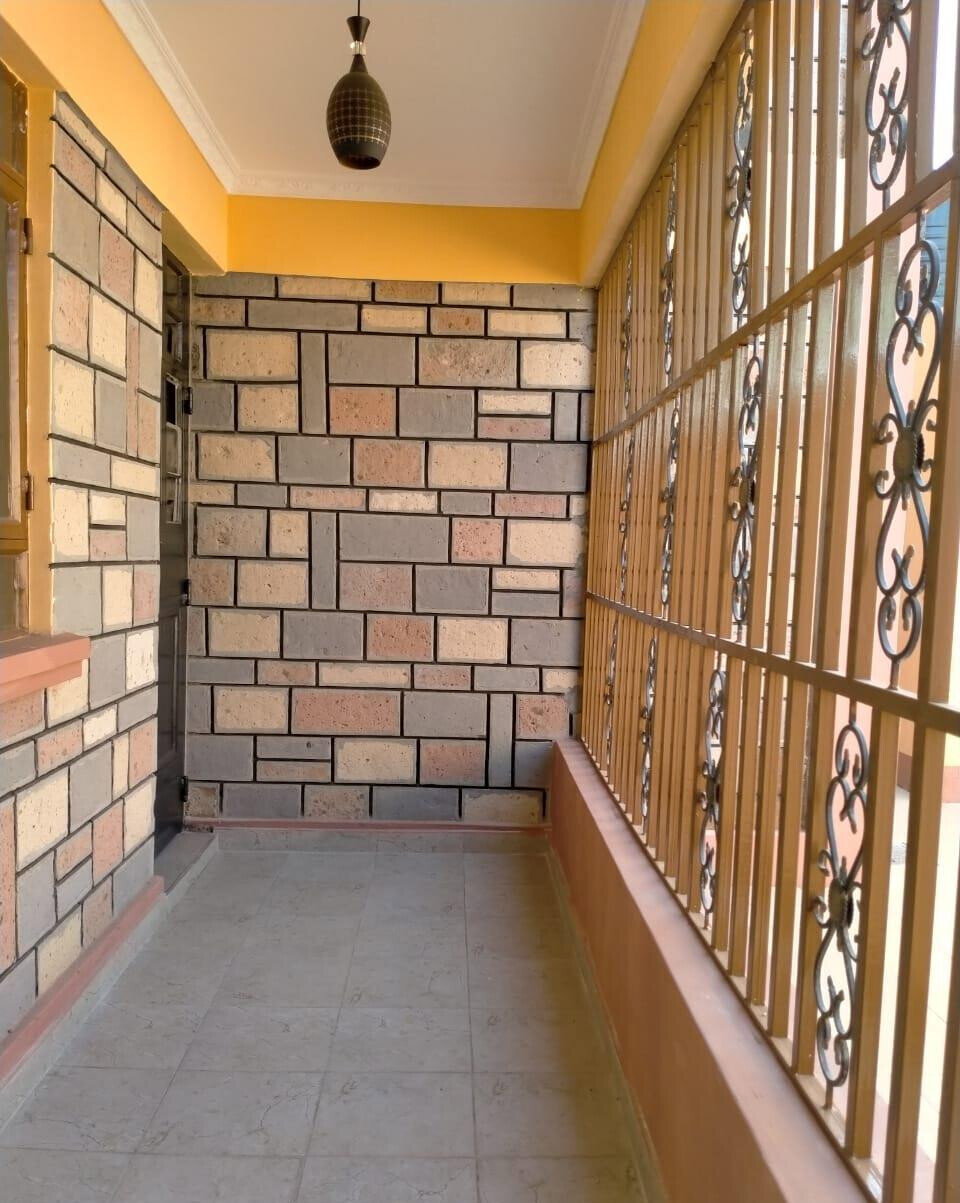 Newly Built 4BR All-Ensuite Townhouse on 40/80 - Membley