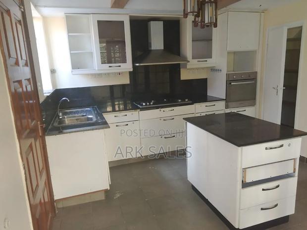 3bdrm Bungalow in Greenpark, DayStar Area for sale