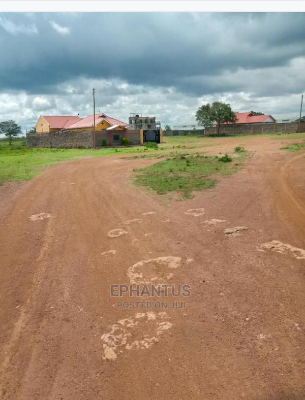 40 by 80 Plot Tola Estate Juja