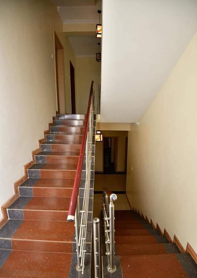 5-Ensuite Mansion with Jacuzzi, Sauna & Steam Bath - Lavington