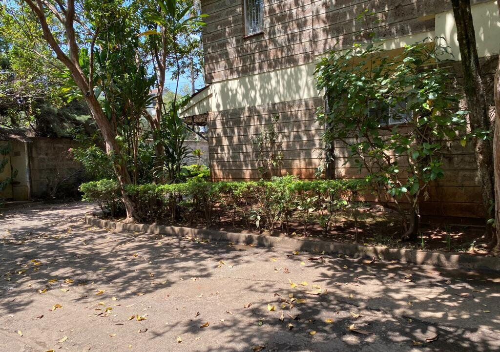 Renovated 4BR Maisonette with DSQ - Kileleshwa