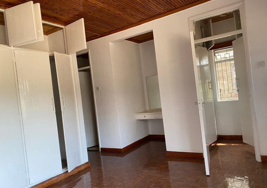 Renovated 4BR Maisonette with DSQ - Kileleshwa