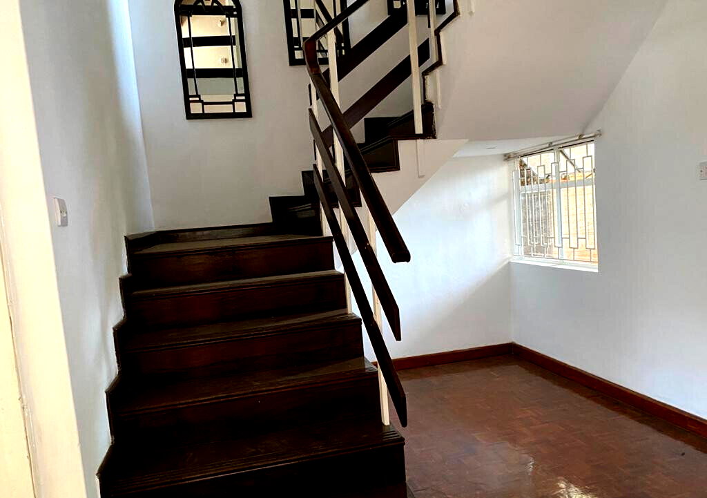Renovated 4BR Maisonette with DSQ - Kileleshwa