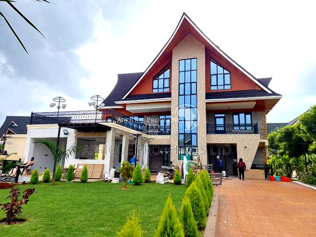 6bdrm Mansion in Daykio Bustani, Kimbo for sale