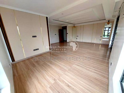6bdrm Mansion in Daykio Bustani, Kimbo for sale - Image 12