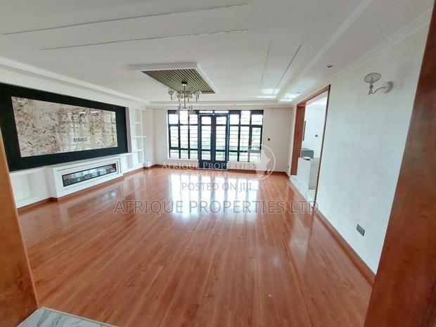 6bdrm Mansion in Daykio Bustani, Kimbo for sale