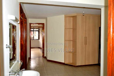 4bdrm Apartment in Parklands for rent - Image 8