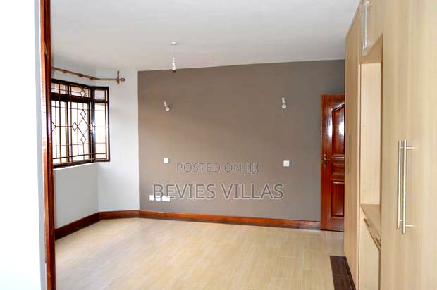 4bdrm Apartment in Parklands for rent