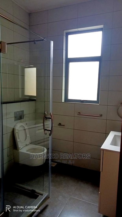 3bdrm Apartment in Parklands for rent - Image 7