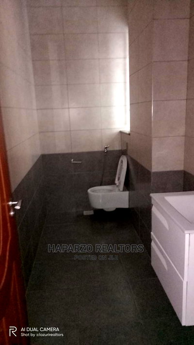 3bdrm Apartment in Parklands for rent - Image 3