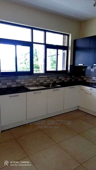 3bdrm Apartment in Parklands for rent - Image 17