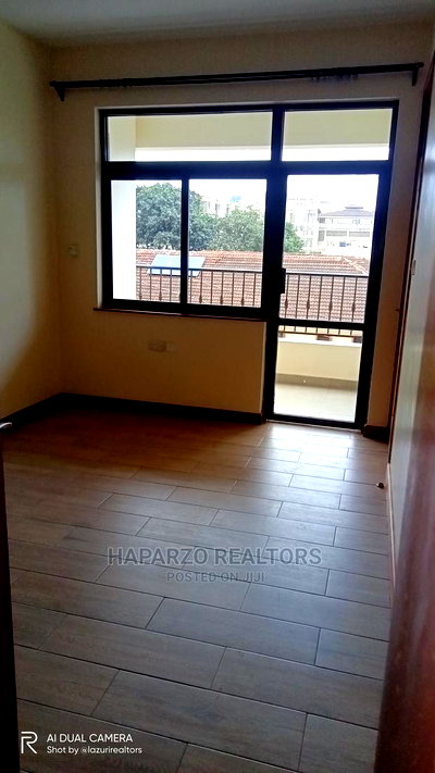 3bdrm Apartment in Parklands for rent - Image 14