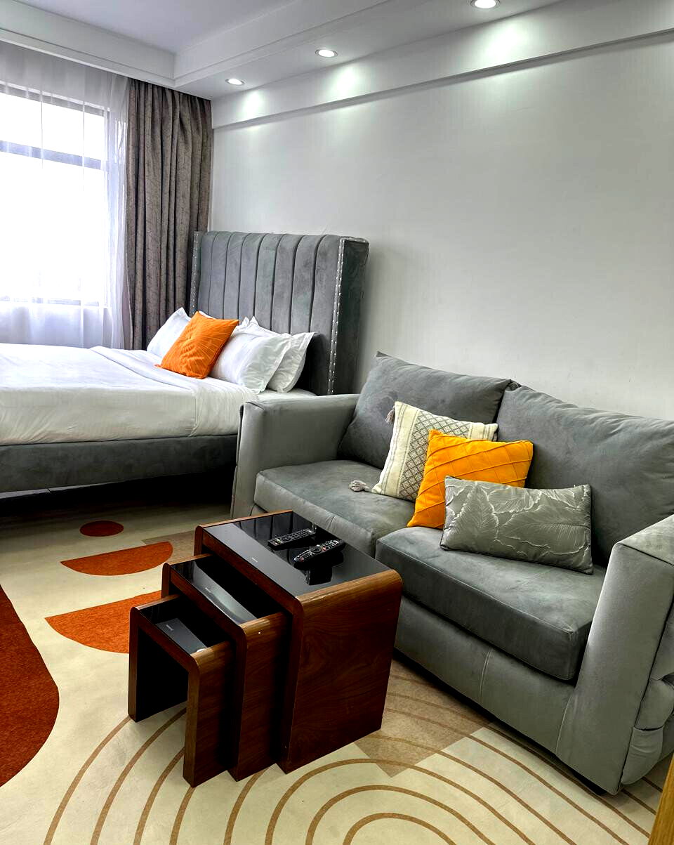 5BR Villa with Private Garden & Fireplace - Kileleshwa