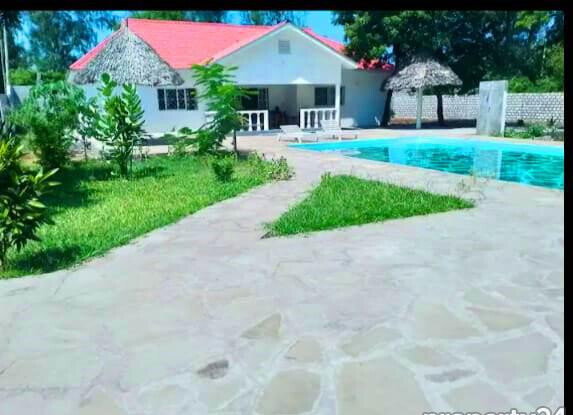 0.57 Acre 4BR Villa in Watamu