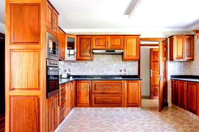 Furnished 4bdrm Villa in Green Park, DayStar Area for sale - Image 3