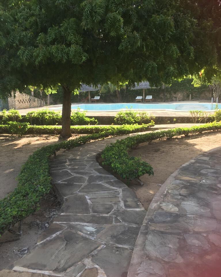 3BR Ensuite Townhouse, 2 Acres, 3min Walk to Beach – Malindi