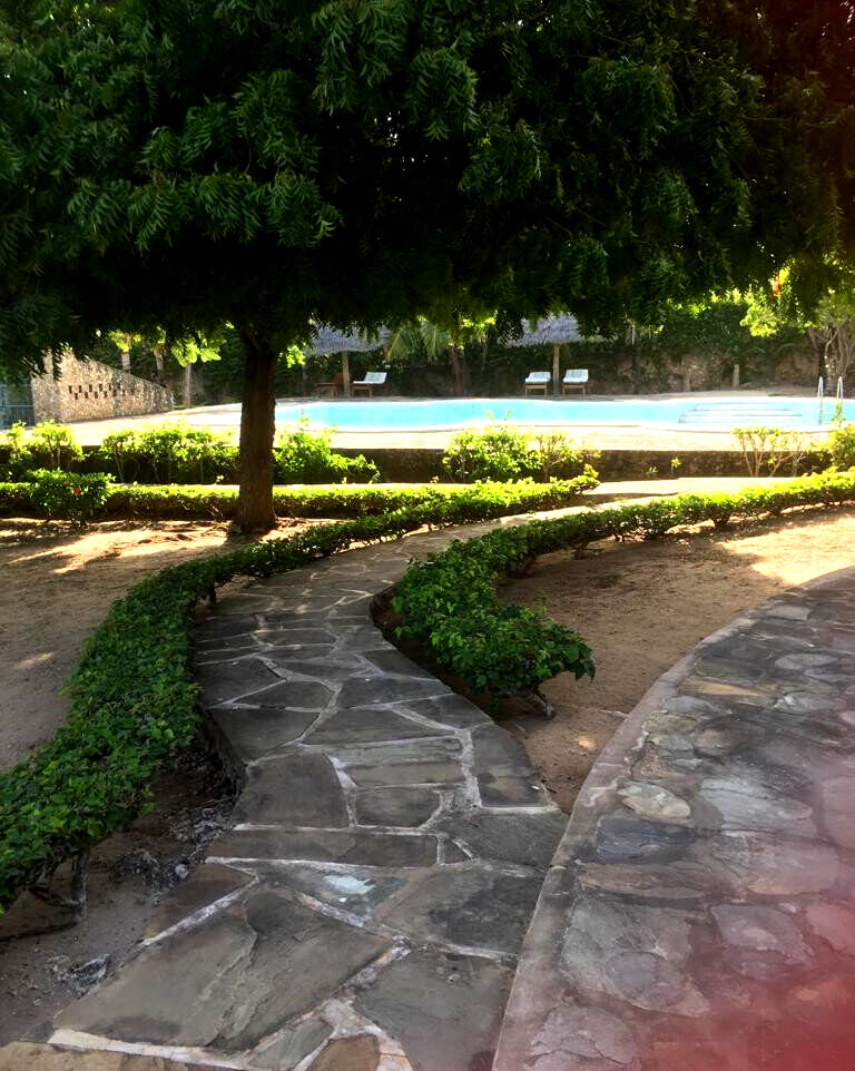 3BR Ensuite Townhouse, 2 Acres, 3min Walk to Beach – Malindi
